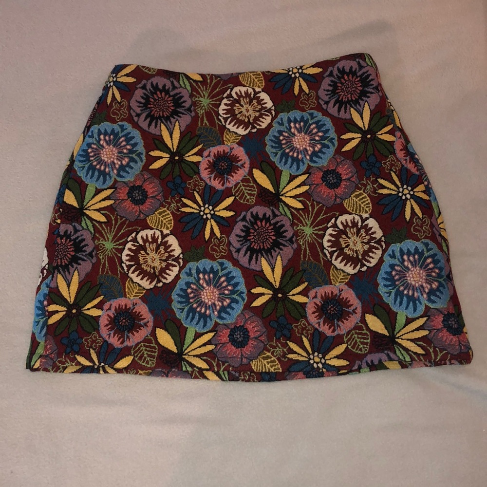 NEW SHEIN floral jacquard skirt